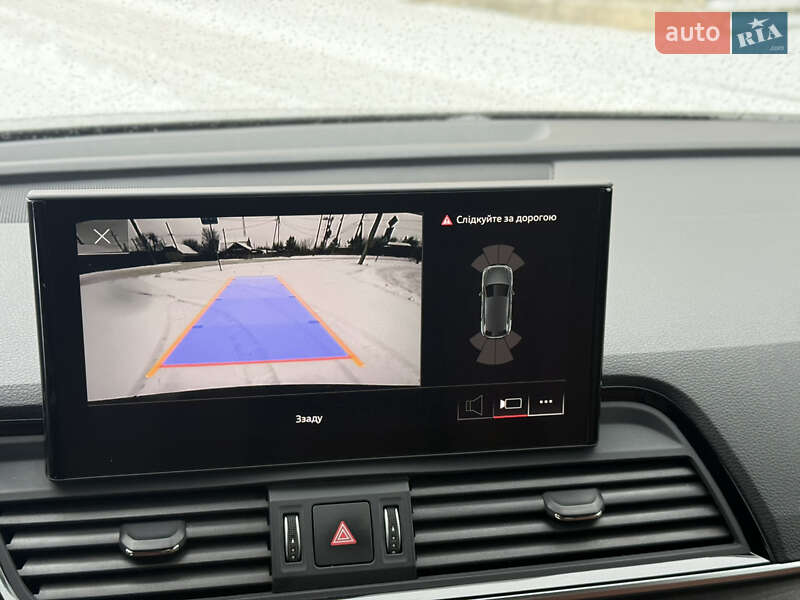 Внедорожник / Кроссовер Audi Q5 2022 в Киеве