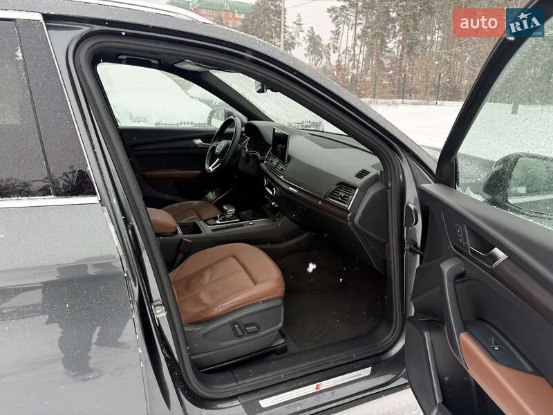 Внедорожник / Кроссовер Audi Q5 2022 в Киеве