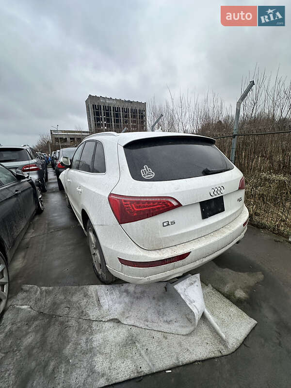 Позашляховик / Кросовер Audi Q5 2012 в Львові