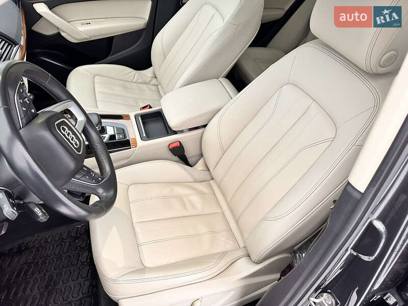 Внедорожник / Кроссовер Audi Q5 2020 в Киеве
