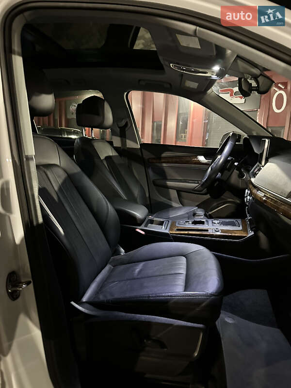 Внедорожник / Кроссовер Audi Q5 2018 в Львове