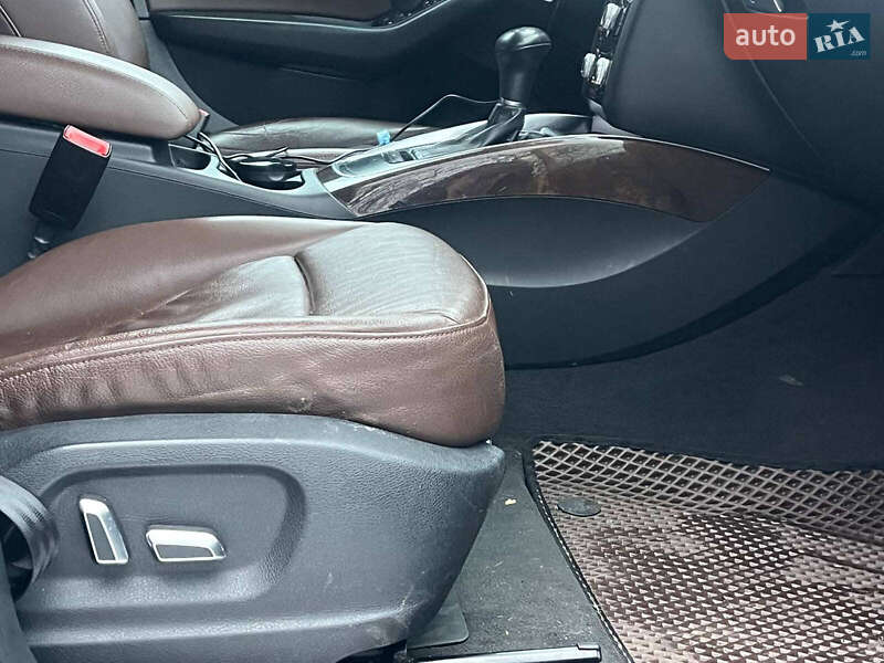 Внедорожник / Кроссовер Audi Q5 2015 в Киеве