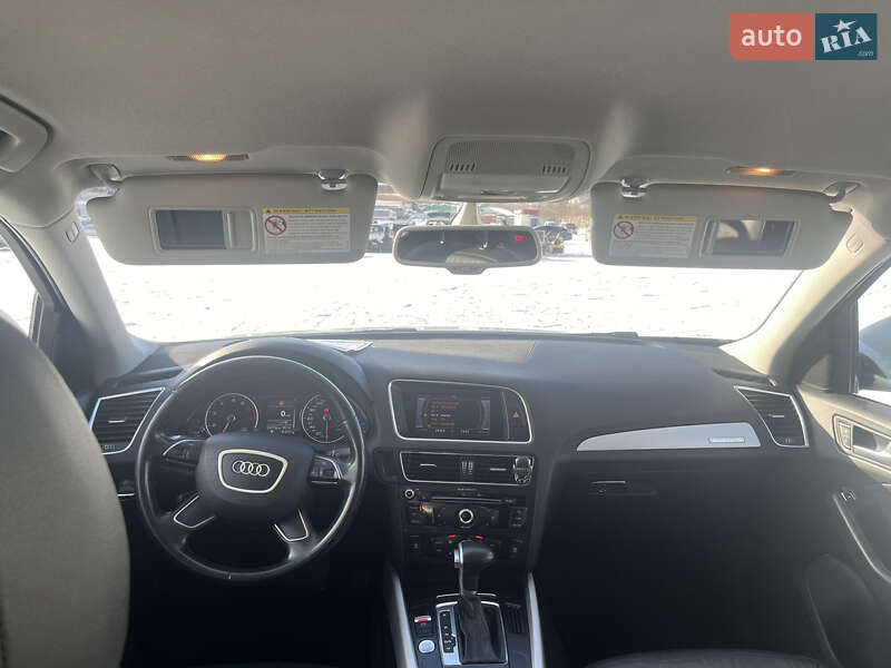 Внедорожник / Кроссовер Audi Q5 2015 в Ровно