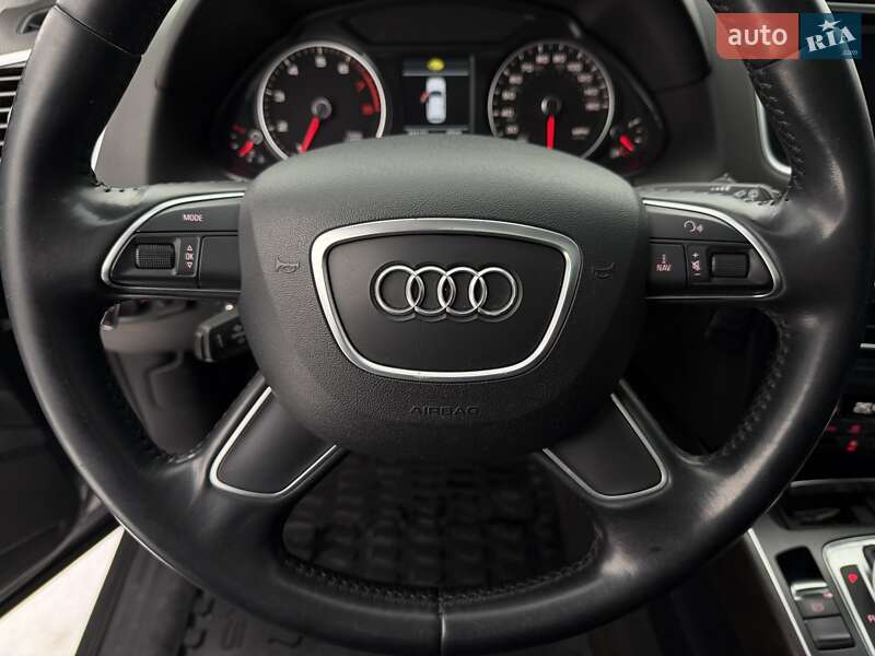 Внедорожник / Кроссовер Audi Q5 2016 в Киеве