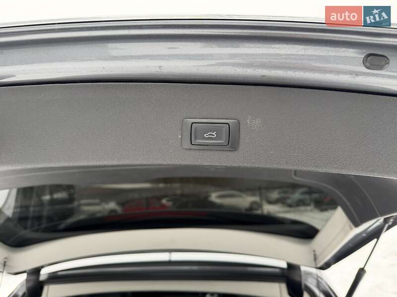 Внедорожник / Кроссовер Audi Q5 2016 в Киеве