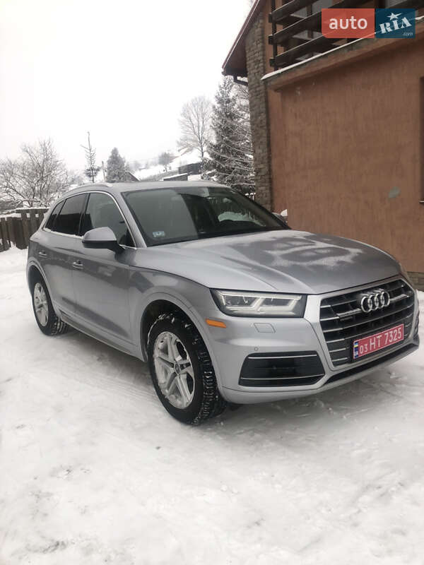 Внедорожник / Кроссовер Audi Q5 2018 в Сколе