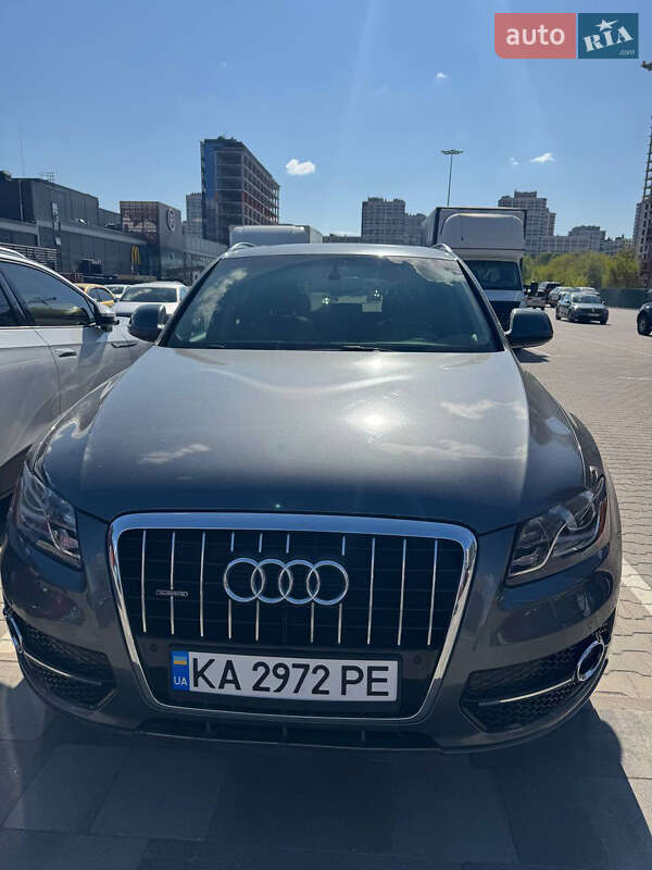 Внедорожник / Кроссовер Audi Q5 2012 в Киеве