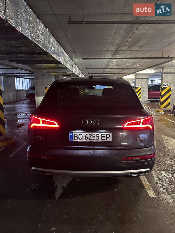 Позашляховик / Кросовер Audi Q5 2018 в Києві