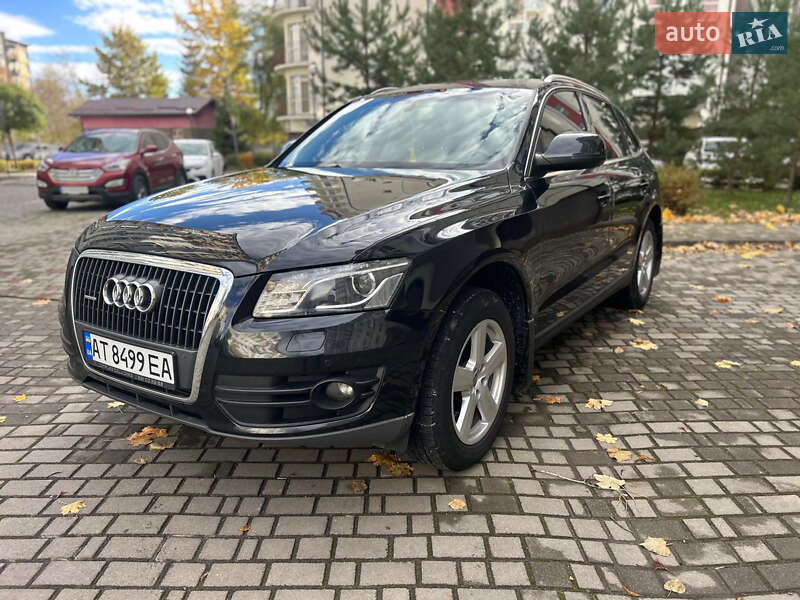 Внедорожник / Кроссовер Audi Q5 2011 в Богородчанах
