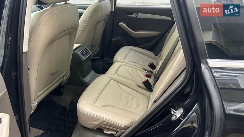 Внедорожник / Кроссовер Audi Q5 2011 в Богородчанах