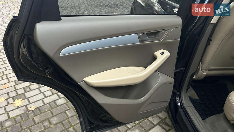 Внедорожник / Кроссовер Audi Q5 2011 в Богородчанах