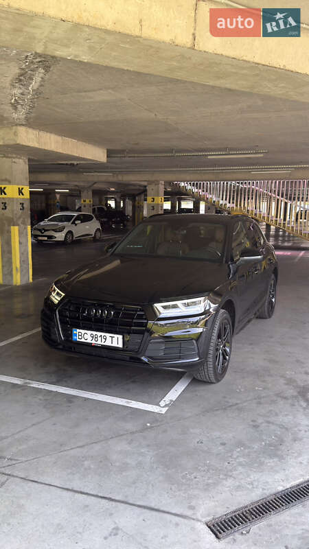 Внедорожник / Кроссовер Audi Q5 2017 в Львове