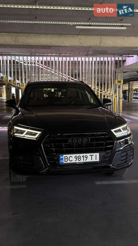 Внедорожник / Кроссовер Audi Q5 2017 в Львове