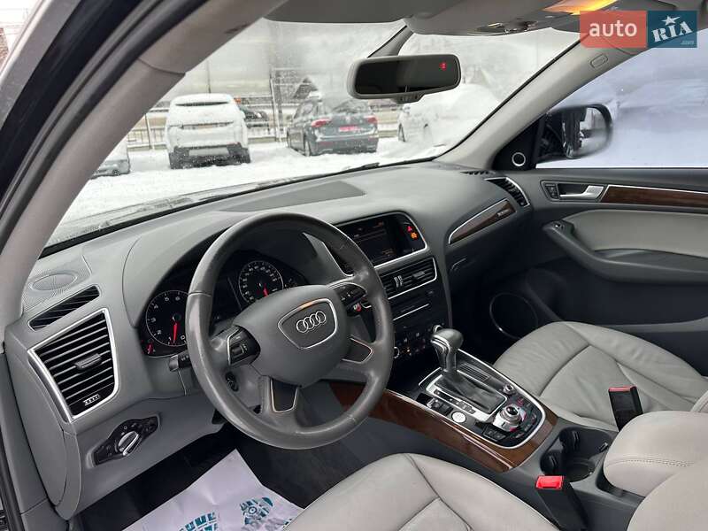 Позашляховик / Кросовер Audi Q5 2017 в Львові