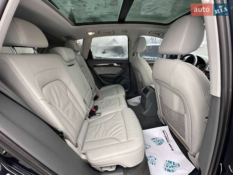 Позашляховик / Кросовер Audi Q5 2017 в Львові