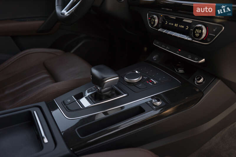 Внедорожник / Кроссовер Audi Q5 2017 в Ужгороде фото 8 Внедорожник / Кроссовер Audi Q5 2017 в Ужгороде