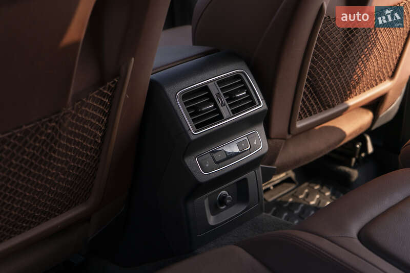 Внедорожник / Кроссовер Audi Q5 2017 в Ужгороде фото 15 Внедорожник / Кроссовер Audi Q5 2017 в Ужгороде