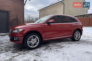 Позашляховик / Кросовер Audi Q5 2014 в Чернівцях