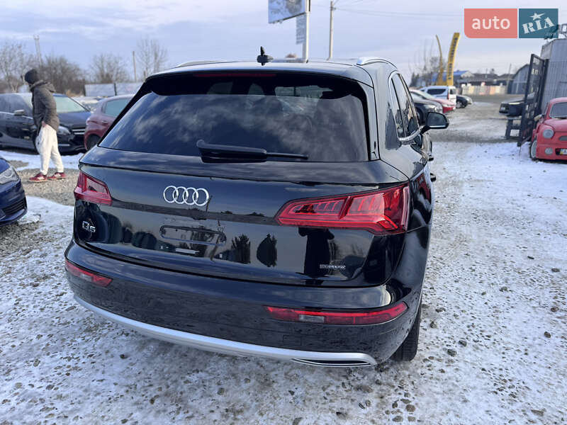 Внедорожник / Кроссовер Audi Q5 2020 в Ивано-Франковске