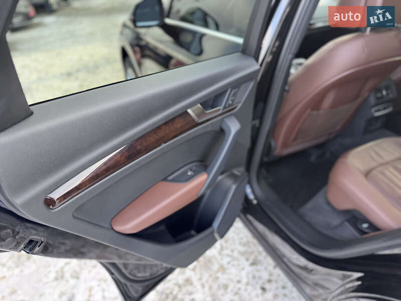 Внедорожник / Кроссовер Audi Q5 2020 в Ивано-Франковске