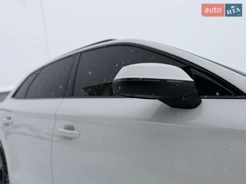 Внедорожник / Кроссовер Audi Q5 2018 в Луцке