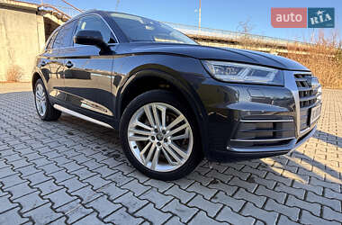 Внедорожник / Кроссовер Audi Q5 2017 в Дрогобыче