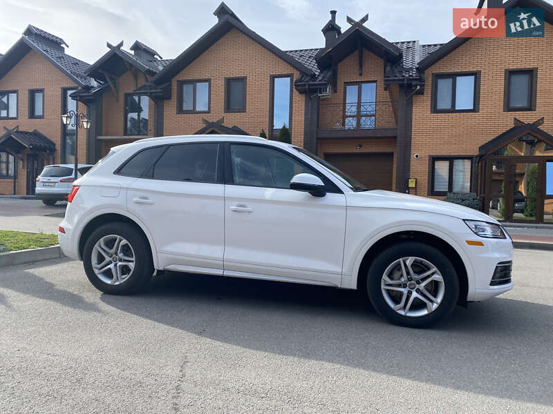 Внедорожник / Кроссовер Audi Q5 2018 в Виннице