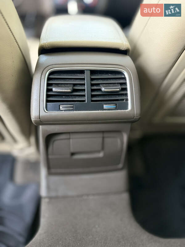 Внедорожник / Кроссовер Audi Q5 2015 в Виннице