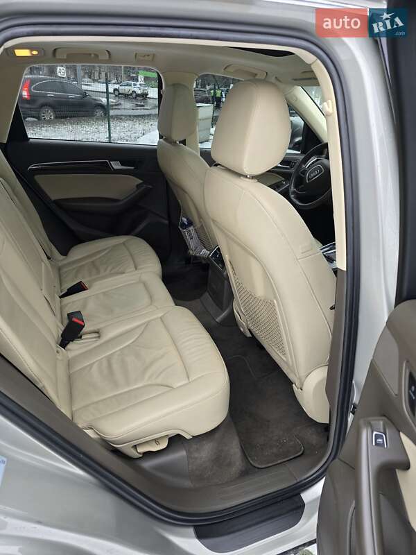 Внедорожник / Кроссовер Audi Q5 2013 в Харькове