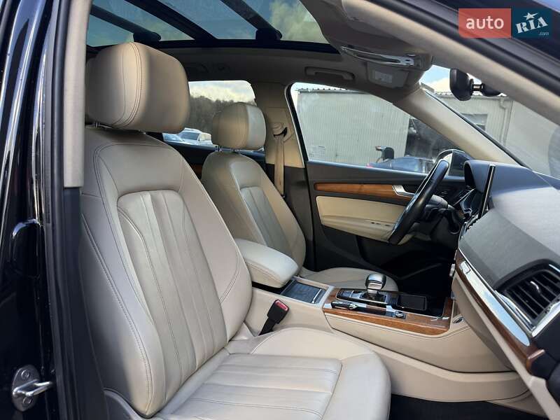 Внедорожник / Кроссовер Audi Q5 2021 в Львове