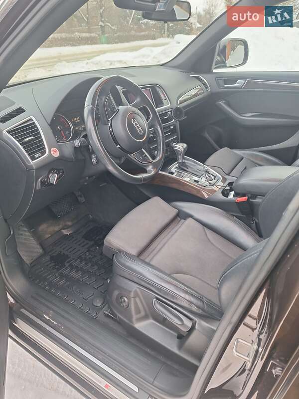 Внедорожник / Кроссовер Audi Q5 2015 в Радехове