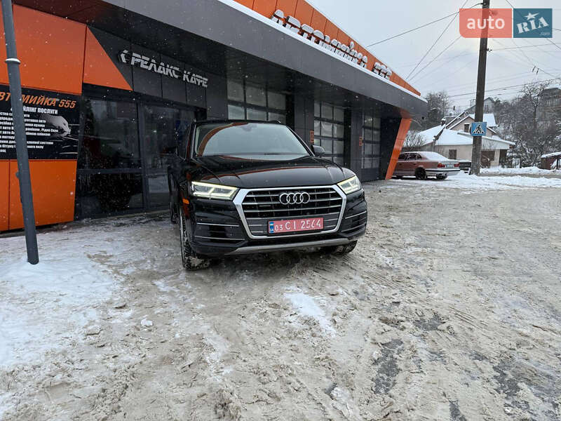 Внедорожник / Кроссовер Audi Q5 2017 в Львове