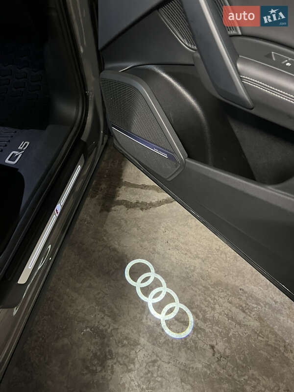 Внедорожник / Кроссовер Audi Q5 2022 в Харькове