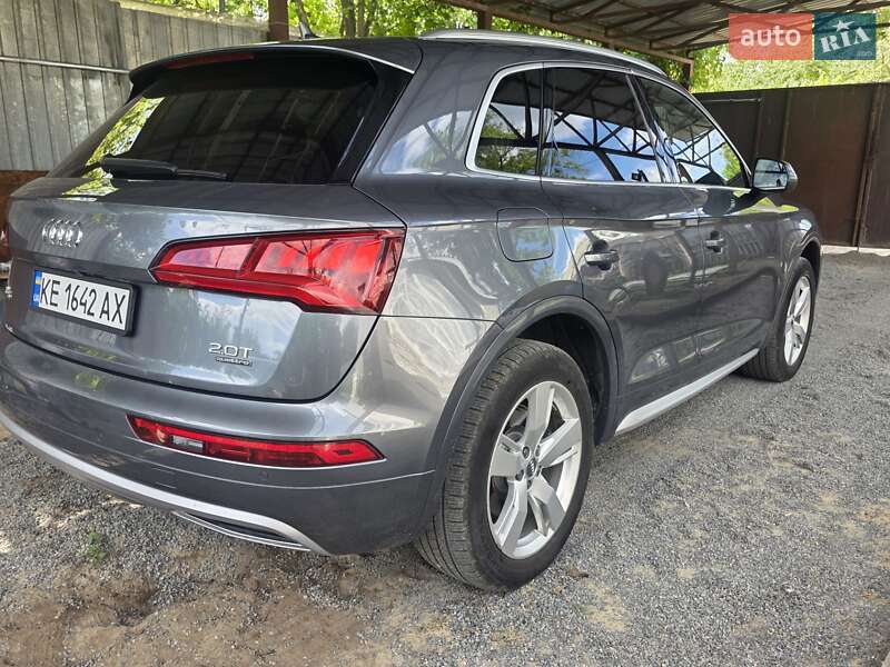 Внедорожник / Кроссовер Audi Q5 2018 в Днепре