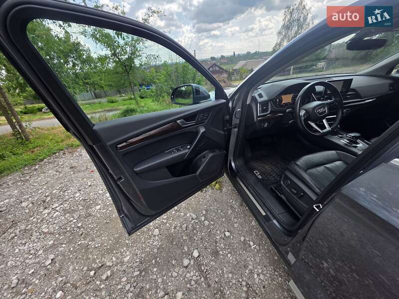 Внедорожник / Кроссовер Audi Q5 2018 в Днепре