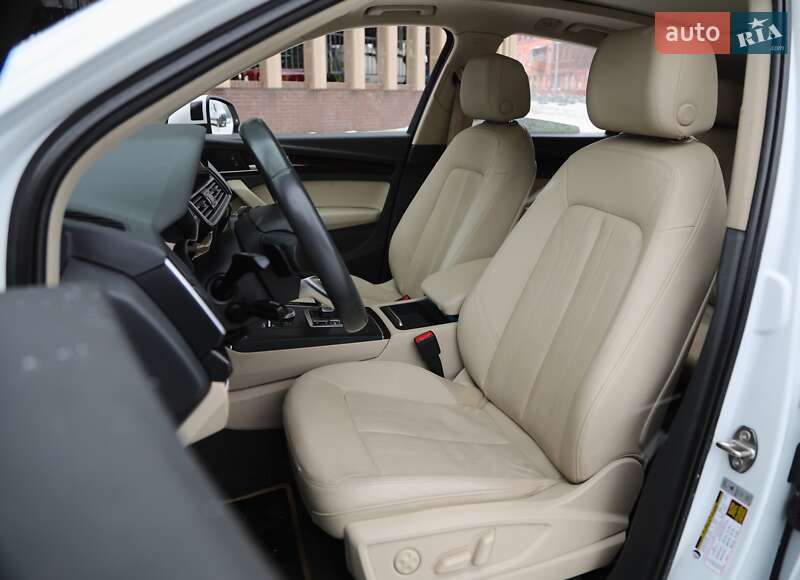 Внедорожник / Кроссовер Audi Q5 2019 в Харькове