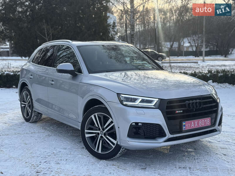 Внедорожник / Кроссовер Audi Q5 2019 в Лубнах