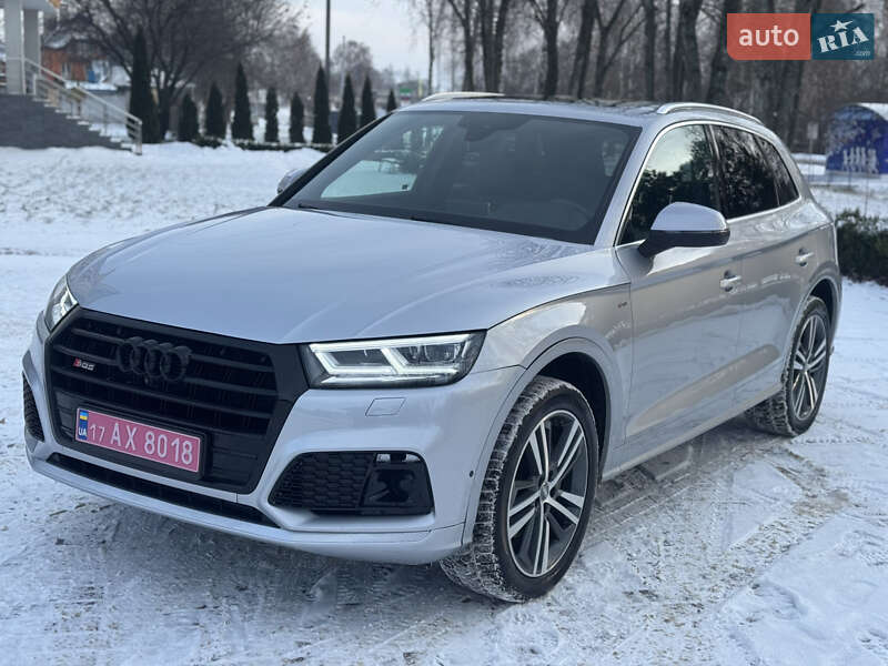 Внедорожник / Кроссовер Audi Q5 2019 в Лубнах