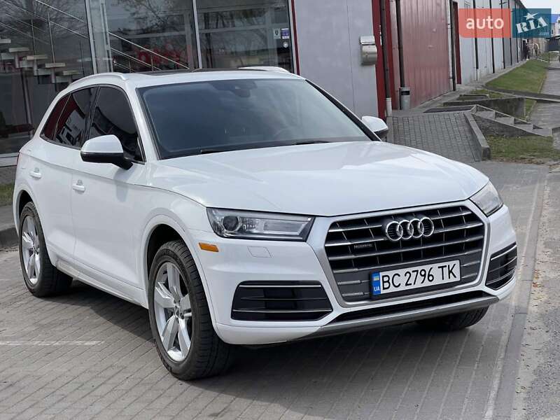 Внедорожник / Кроссовер Audi Q5 2017 в Львове