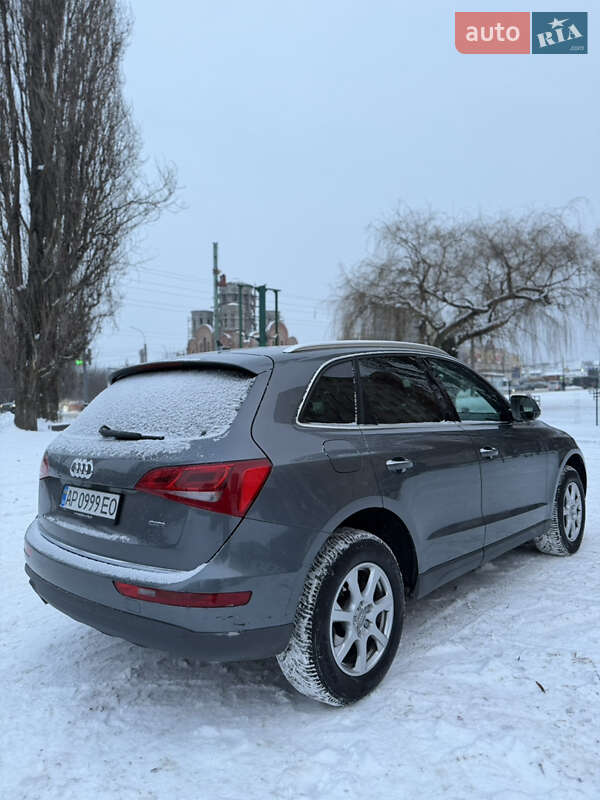 Внедорожник / Кроссовер Audi Q5 2015 в Каменец-Подольском