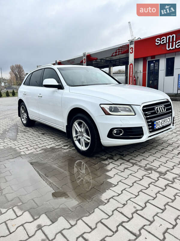 Внедорожник / Кроссовер Audi Q5 2012 в Тернополе