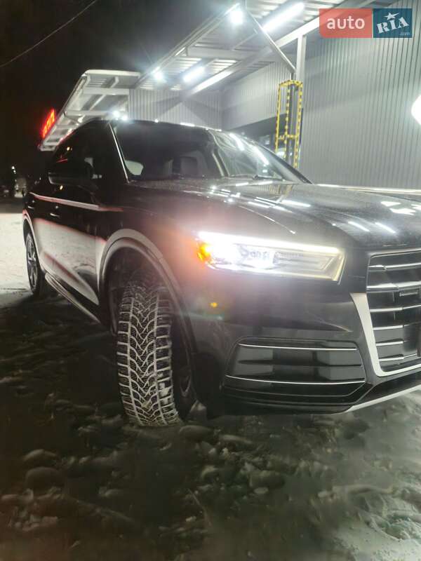Внедорожник / Кроссовер Audi Q5 2018 в Днепре