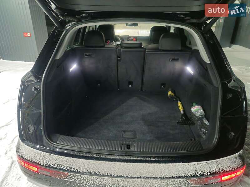 Внедорожник / Кроссовер Audi Q5 2018 в Днепре