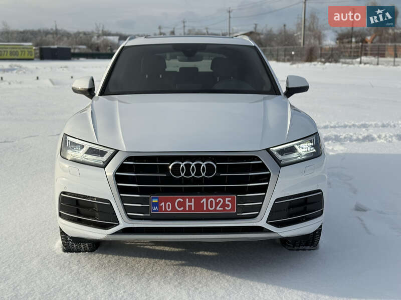 Внедорожник / Кроссовер Audi Q5 2018 в Киеве