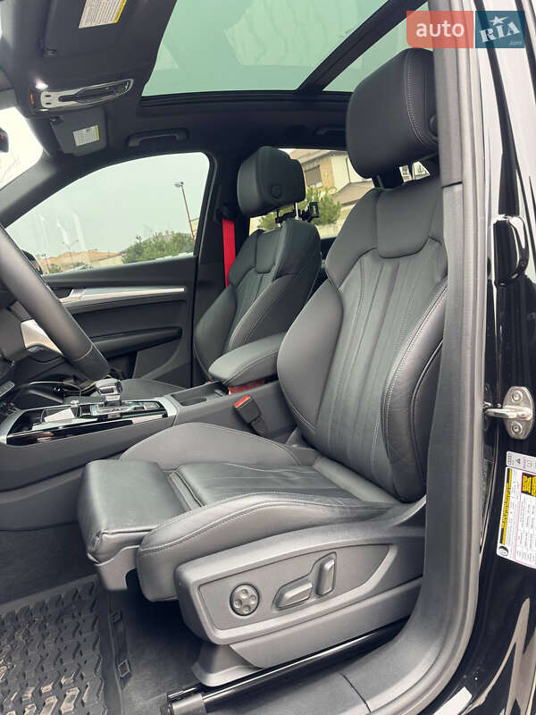 Внедорожник / Кроссовер Audi Q5 2024 в Одессе