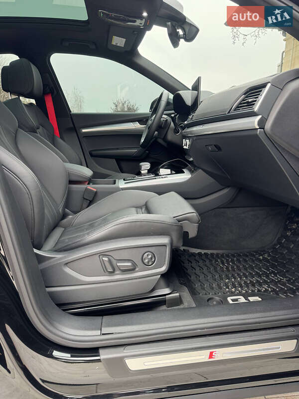 Внедорожник / Кроссовер Audi Q5 2024 в Одессе