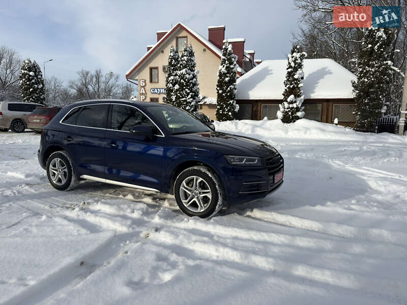 Внедорожник / Кроссовер Audi Q5 2018 в Тернополе
