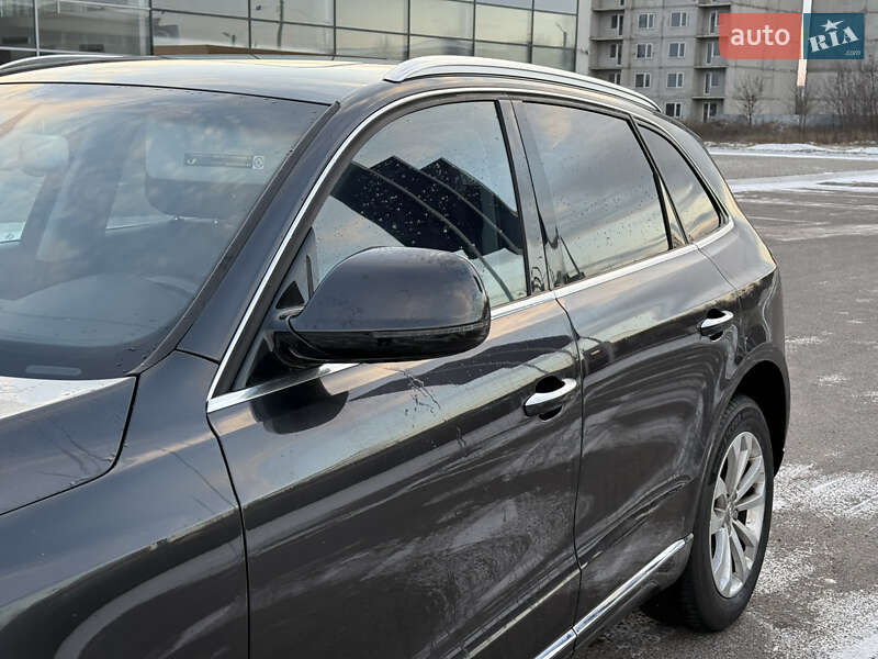 Внедорожник / Кроссовер Audi Q5 2015 в Полтаве