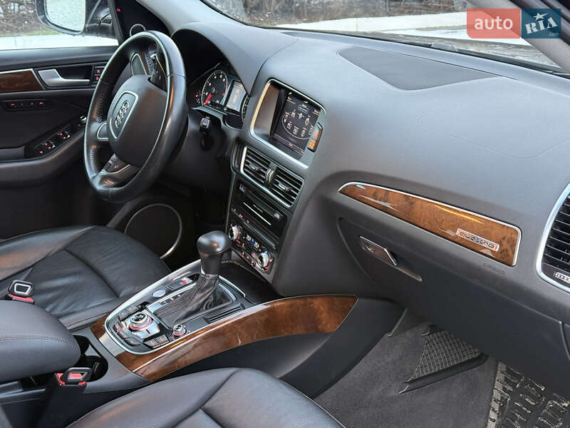 Внедорожник / Кроссовер Audi Q5 2015 в Полтаве