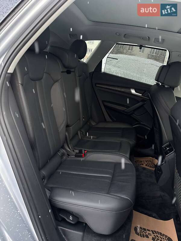 Внедорожник / Кроссовер Audi Q5 2018 в Стрые